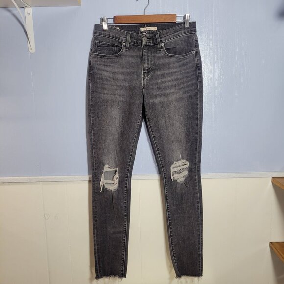 Levi's Premium Size 30 Classic Black Faded Distressed Curvy Skinny Denim Jeans - Picture 2 of 14